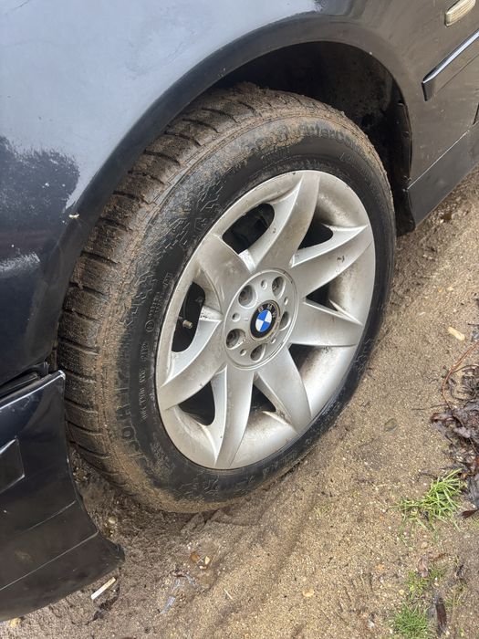 Dezmembrez bmw e39 motor 525 d M57