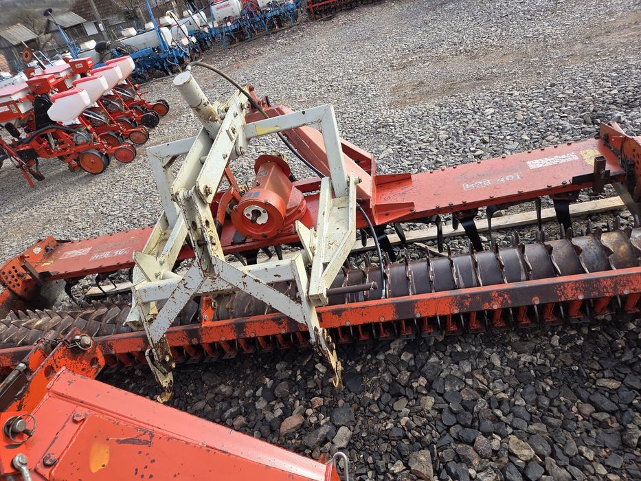 Freza Grapa Rotativa Kuhn HRB 401D