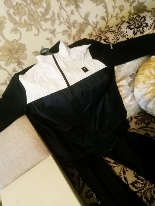 Продам спортифку турецкую BOGNER