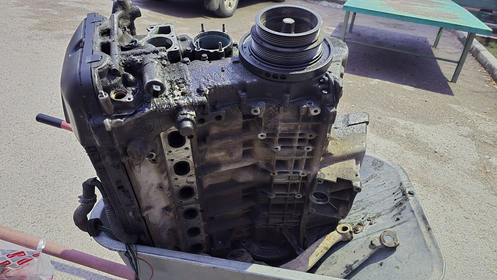 Двигатель мотор М54Б30 M54B30 Bmw бмв