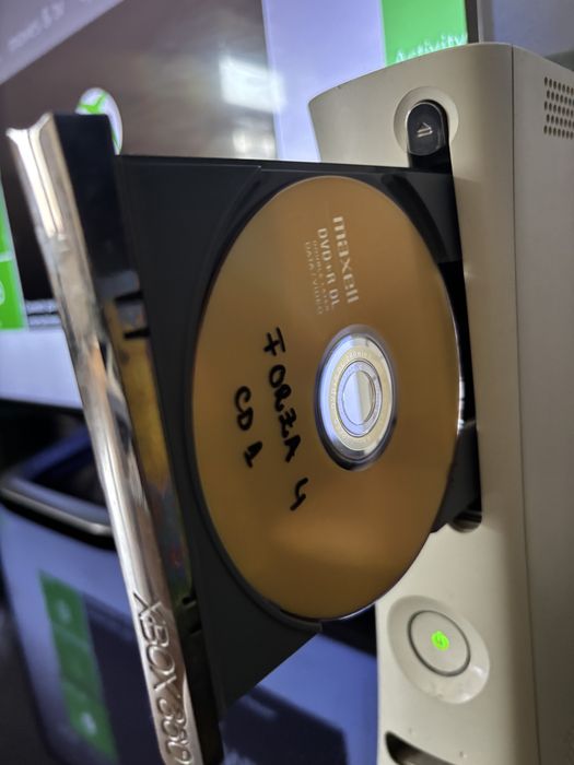 Xbox 360 modat, hdd 60 gb + mai multe jocuri