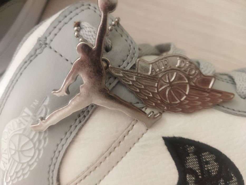 Jordan 1 high x Dior