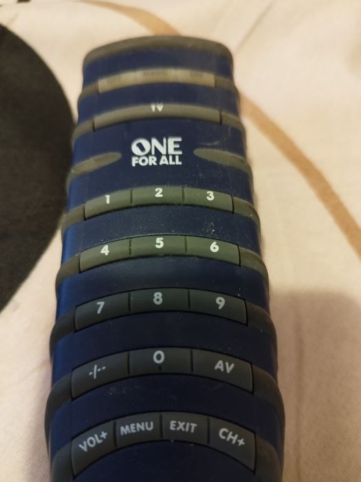 Telecomanda Sony , Toshiba și one for all