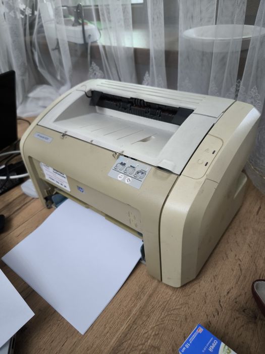 Принтер HP1020 б/у