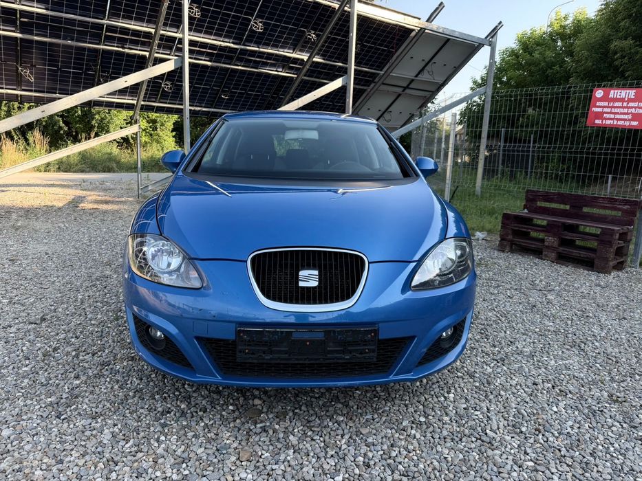 SEAT Leon 2011 — imagine 3