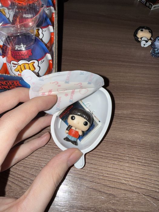 Продам Фигурки ОСД киндер