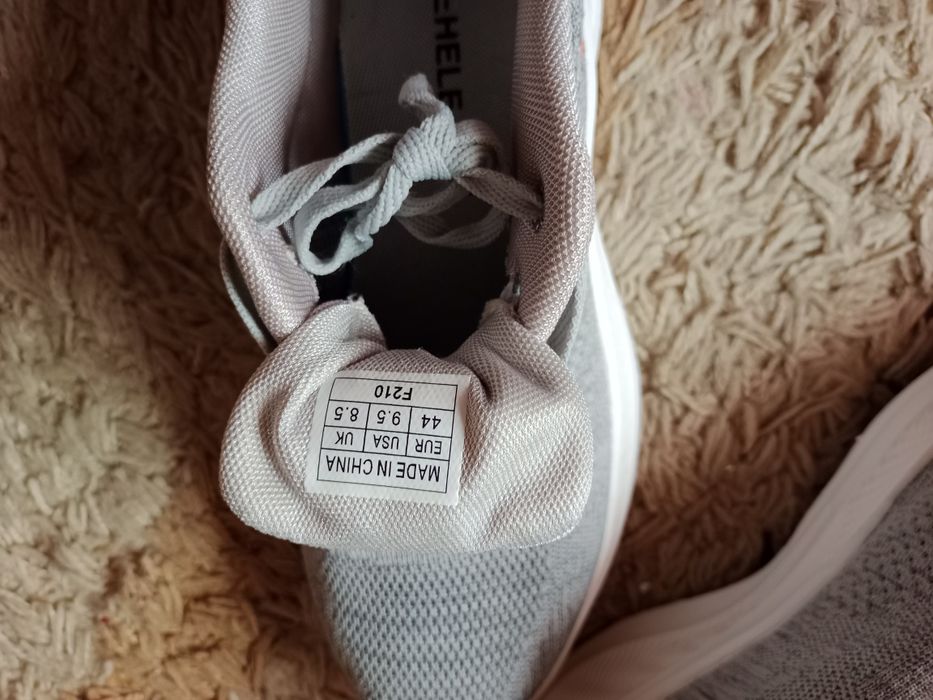 Продам красовки мужские