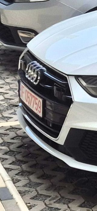 Grilă Completă Audi A7 C8 Originală - Chrome Edition + Siglă + Quattro
