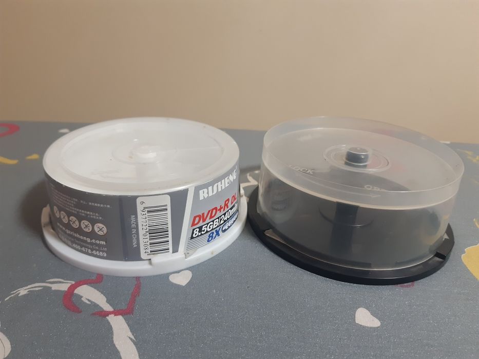 Подставки и сумки для диска