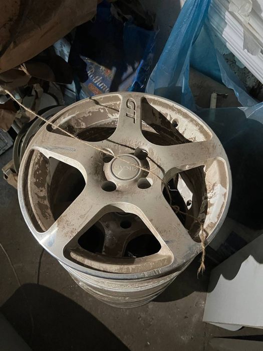 Шины компаний skad 4 штук