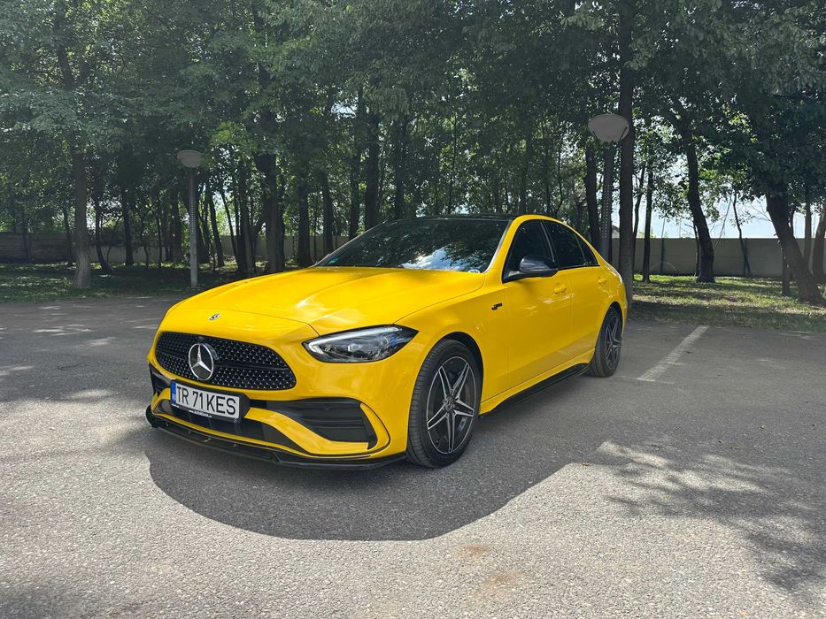 Mercedes-Benz C300e 4Matic 2024 2.0 benzina hybrid 313cp AMG Garantie