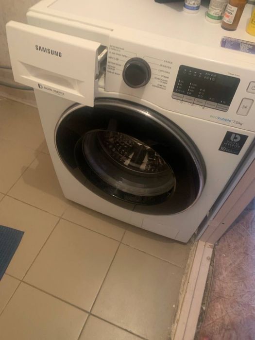 Стиральная машинка рабочая