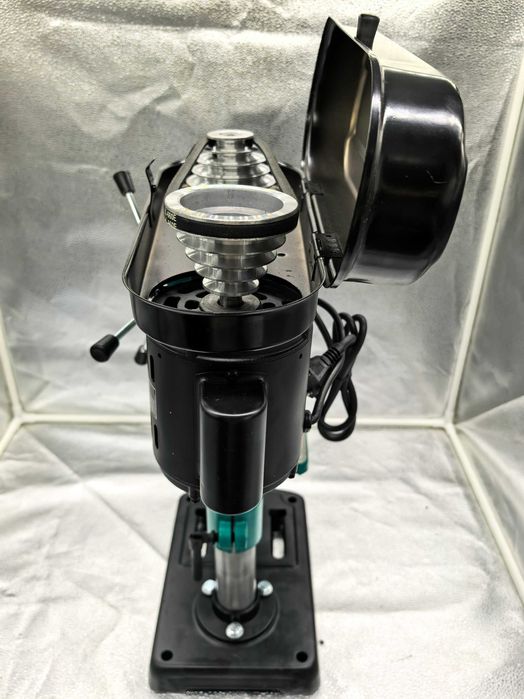 Masina de gaurit cu coloana Hitman 1950W 739 lei