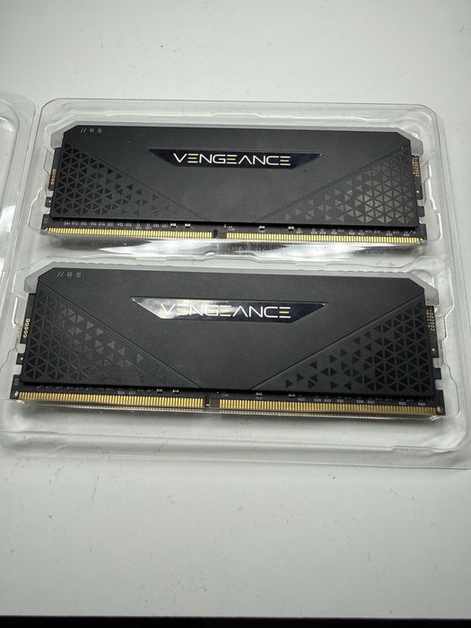 Corsair Ram 32 gb DDr4 (vandut)