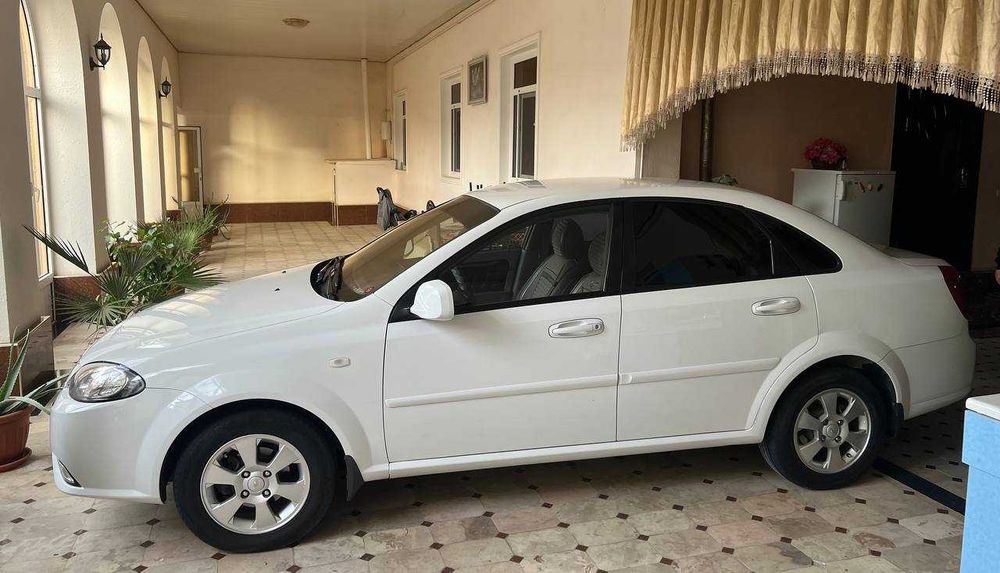 Срочно продается GENTRA 2016