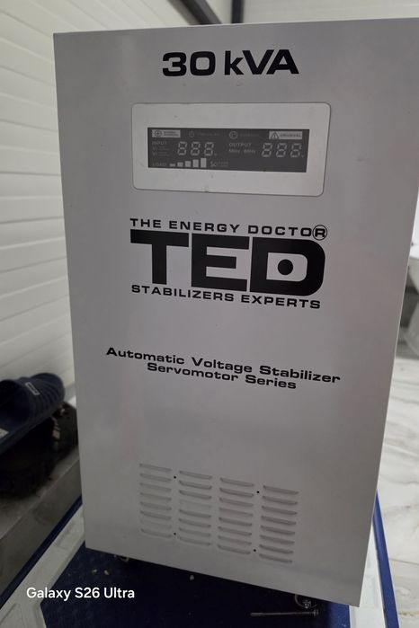 stabilizator de tensiune TED Electric de 30 kVA (model TED000156)