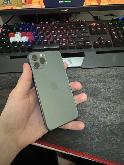Продам iphone 11 pro