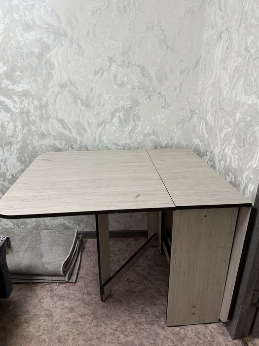 Стол книжный (складной)