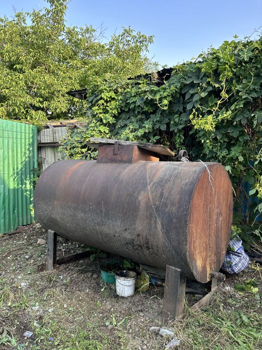 Продам железная ёмкость