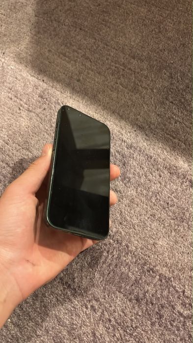 Iphone 13 green