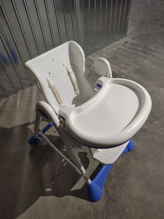 Vând scaun de masa bebe-reglabil