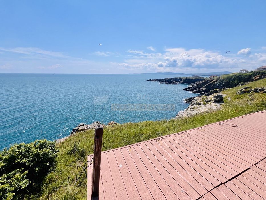 Продава се Къща в Созопол - 454 кв.м за 1461 €/кв.м - Снимка #3