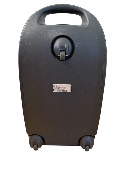 Aspirator Miele C3 Pure Black - stare foarte bună