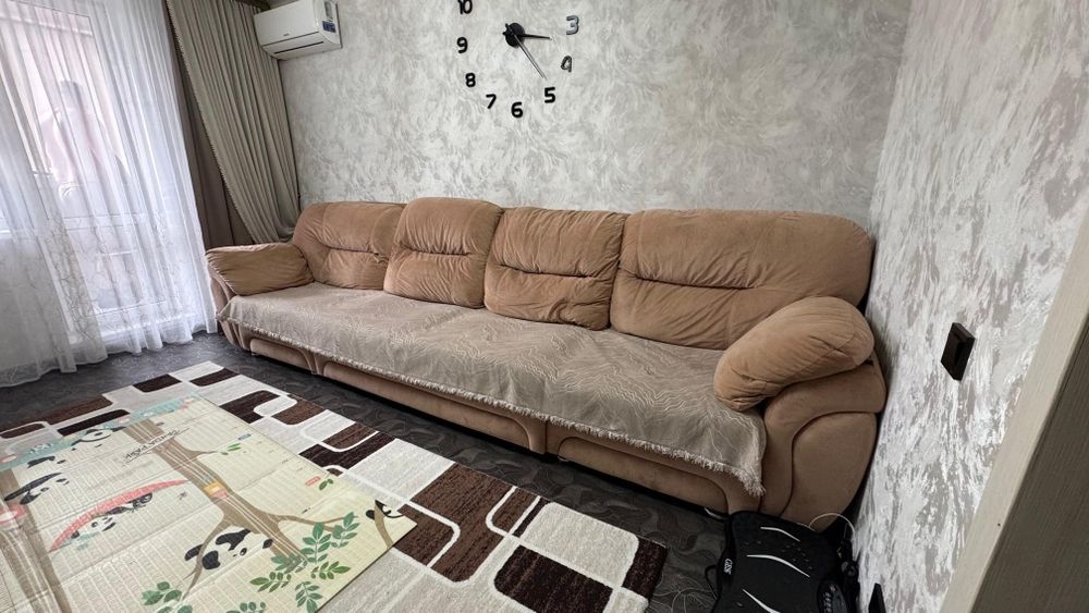 Продам диван в хорошем состоянии