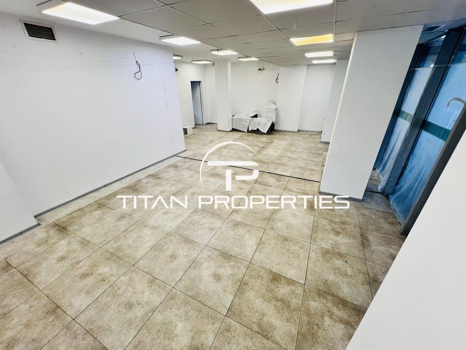 Дава се под наем Магазин в Бургас, Славейков - 90 кв.м за 765 € - Снимка #1