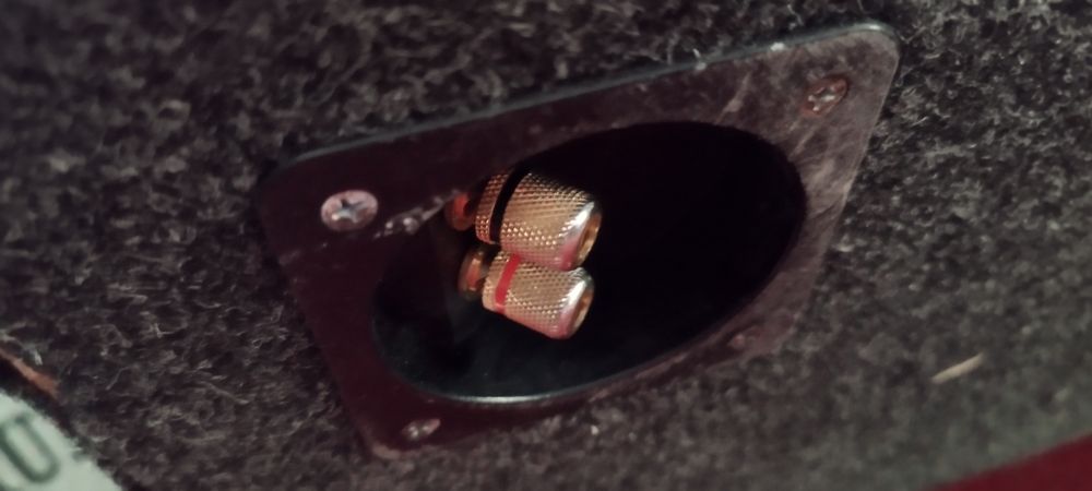 Бас с каса Pyle-UsA и два усилвателя!