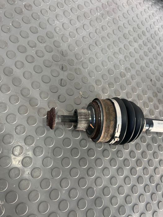 Planetara Dreapta Fata OEM Audi Q7 Q8 Porsche Cayenne Touareg Urus