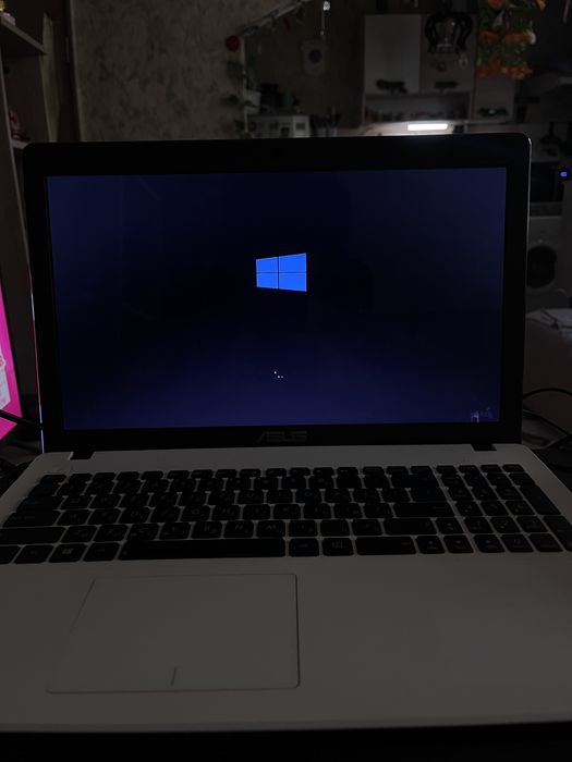 ASUS,windows 10 pro