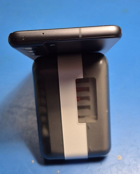 Samsung Galaxy S21 FE 5G 128GB - încărcător cu cablu 25W + 2 Huse