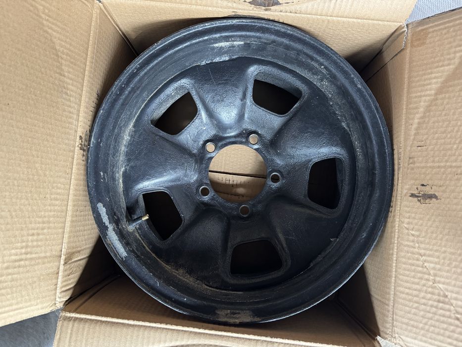 Jante r16 5x139,7