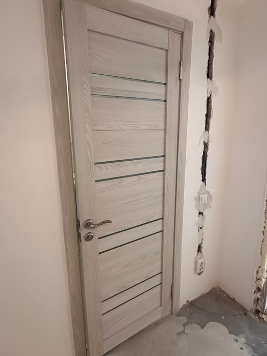 Продам межкомнатные двери