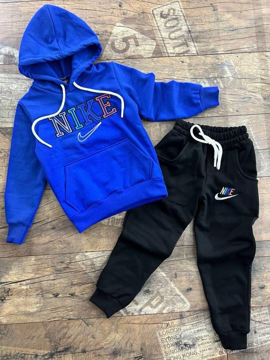 Спортен екип/анцунг от две части за деца и бебета