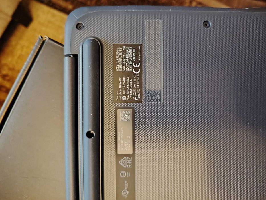 ASUS W202N запазен в много добро състояние
