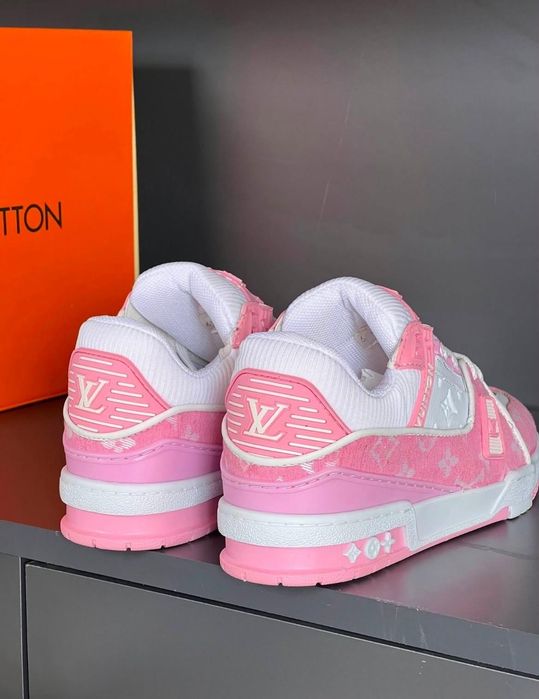 Louis Vuitton LV Trainer Pink