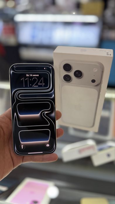 iPhone 17 pro 512 ESIM