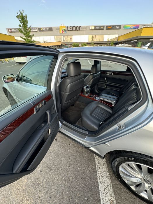 Volkswagen Phaeton euro 5 Long (4 locuri)