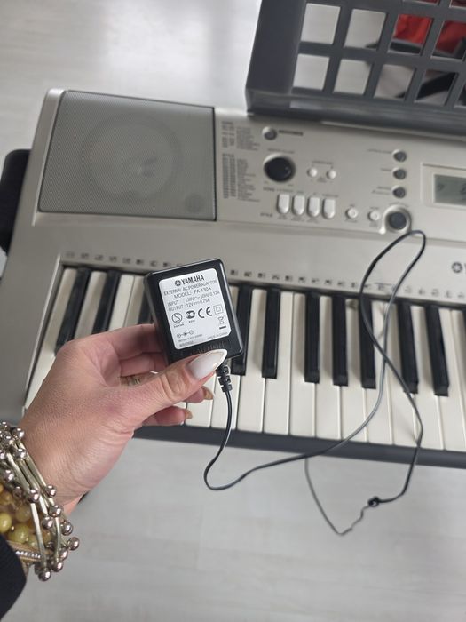 Yamaha синтезатор