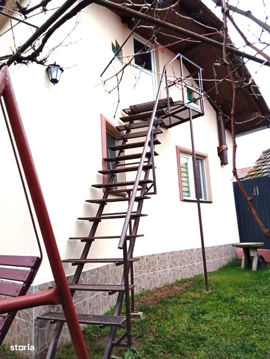 Casa de vanzare in Sagu