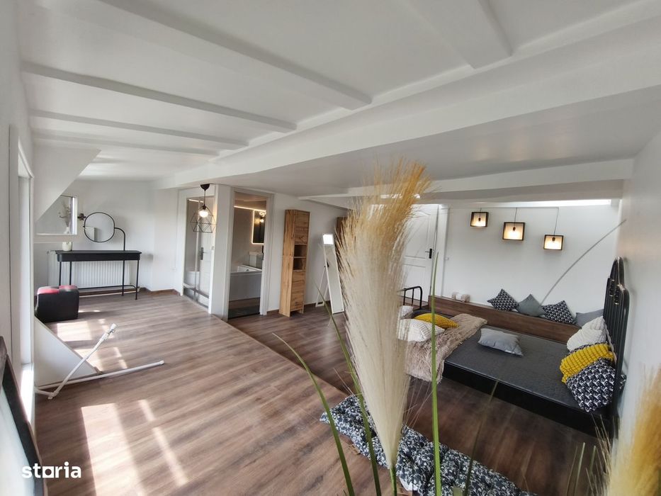 Apartament la mansarda, zona Baneasa