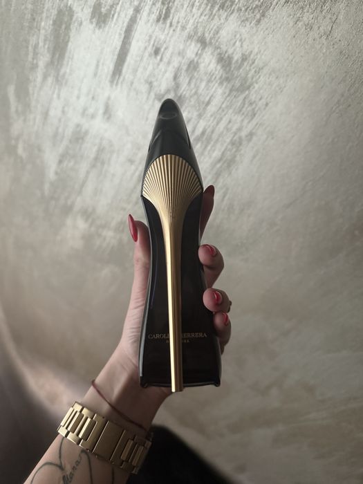 Good Girl Carolina Herrera