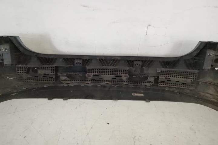 Ауди А7 / Audi A7 Оригинална задна броня със сензори и полагащ под мно