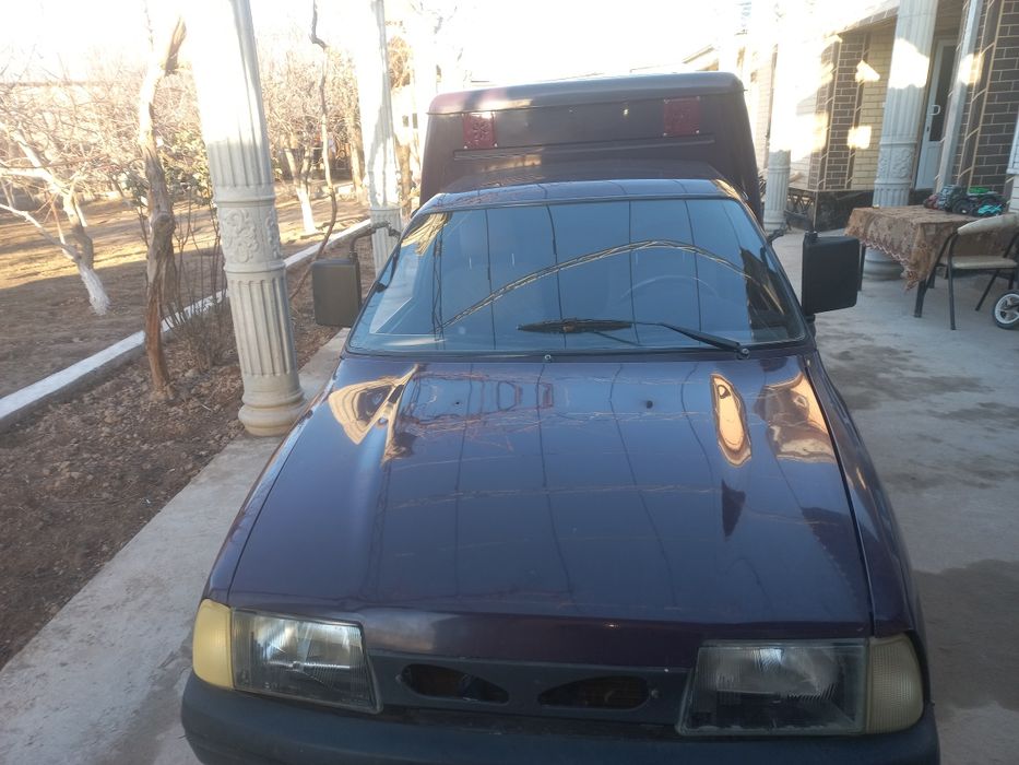 Иж фургон 2717 сотилади