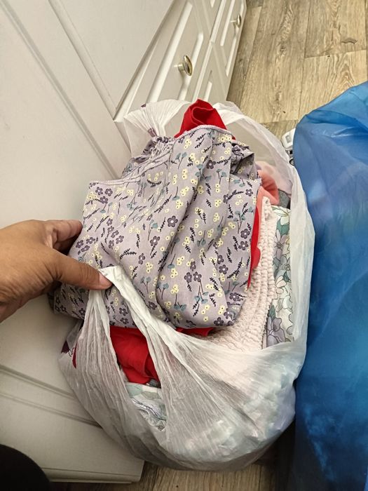 Продам пакет вещей на девочку
