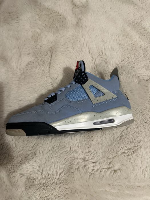 Jordan 4 University Blue