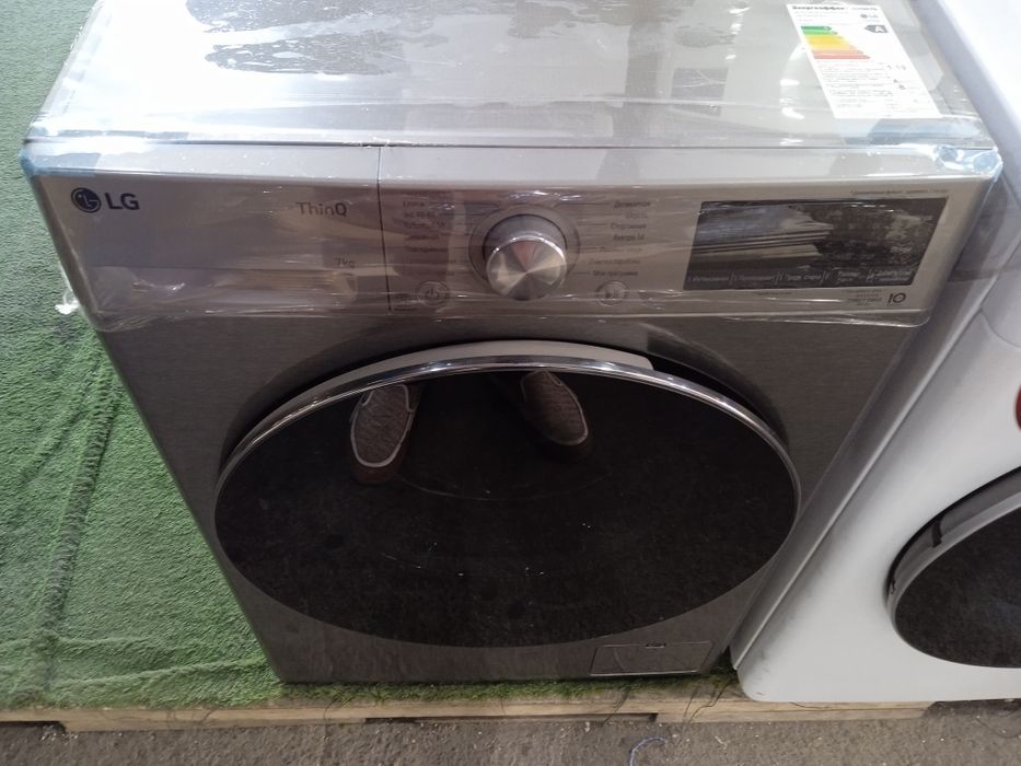Стиральная машина LG (7кг) Inverter Direct Drive motor+Steam  Доставка