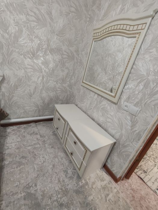 Продам спальный гарнитур